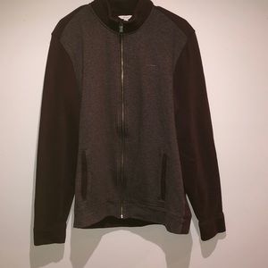 🌼3 for 40$🌼Maroon comfy zip Calvin Klein sweater